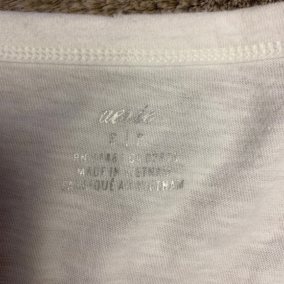 Shirt - Picture 3 of 3